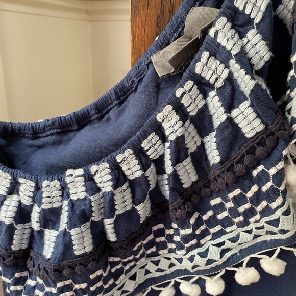 NWT By Anthropologie Pom-Tassel One-Shoulder Top Medium - Picture 5 of 8